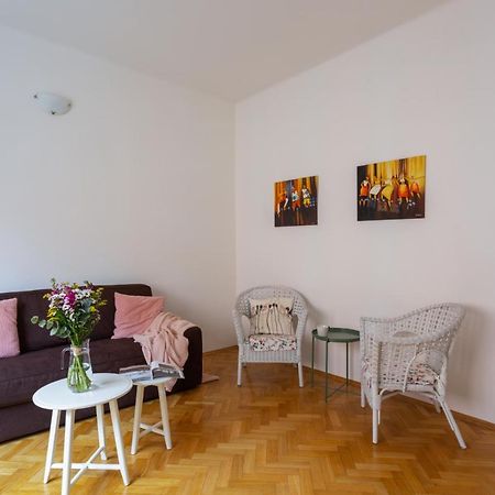 Homey Flat In Vinohrady By Prague Days Dış mekan fotoğraf